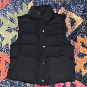 American Eagle Puffer Vest